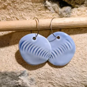 ESPRIT-LIBRE-KAOLIN-boucle oreilles-porcelaine-bleu